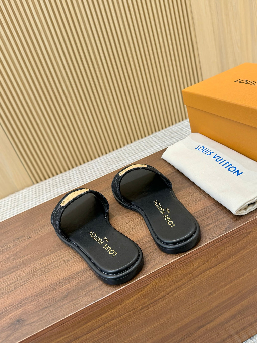 245RE3Z Popular high-quality shoes