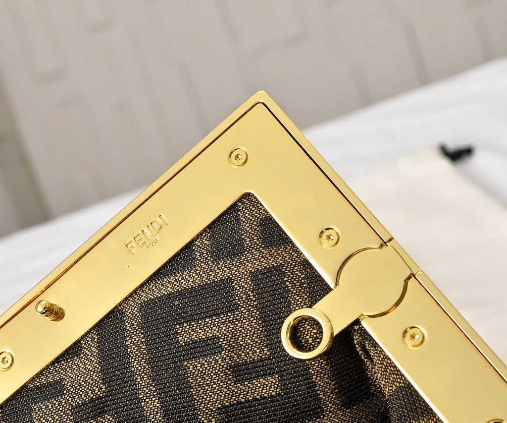 B1N46F8 Popular leather bag
