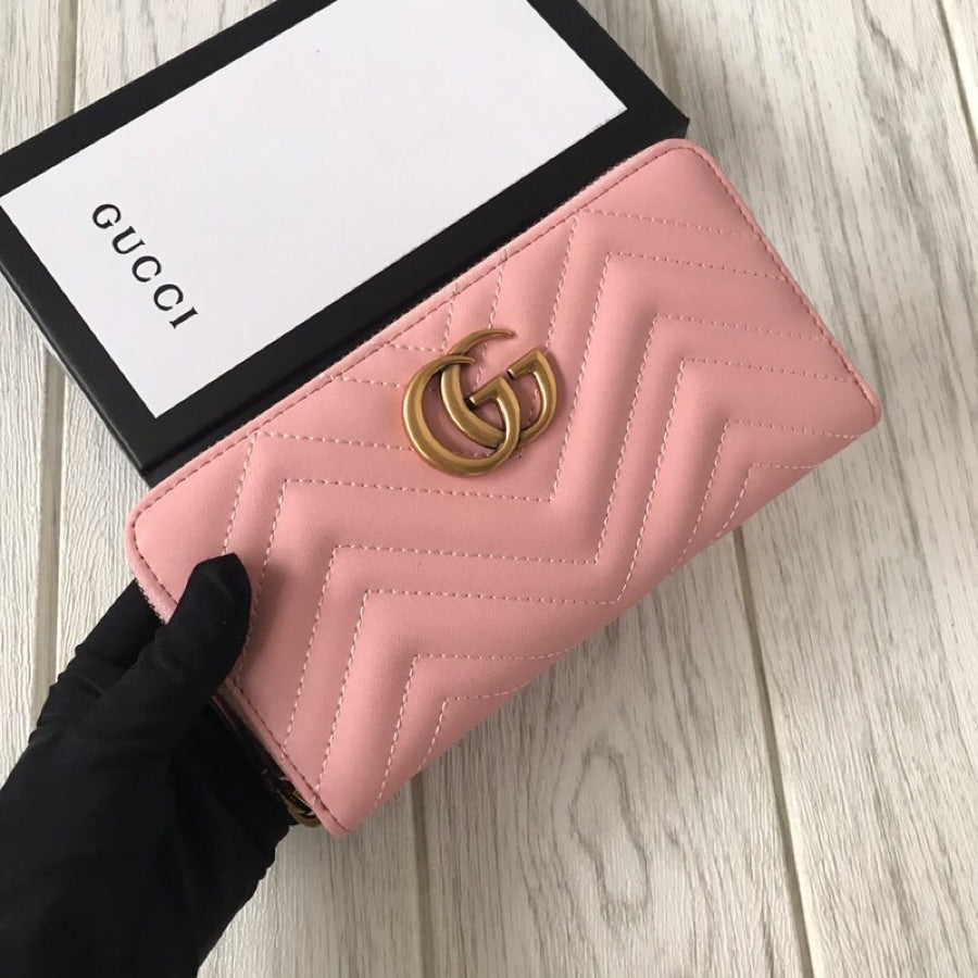 1XB81B Popular leather wallets