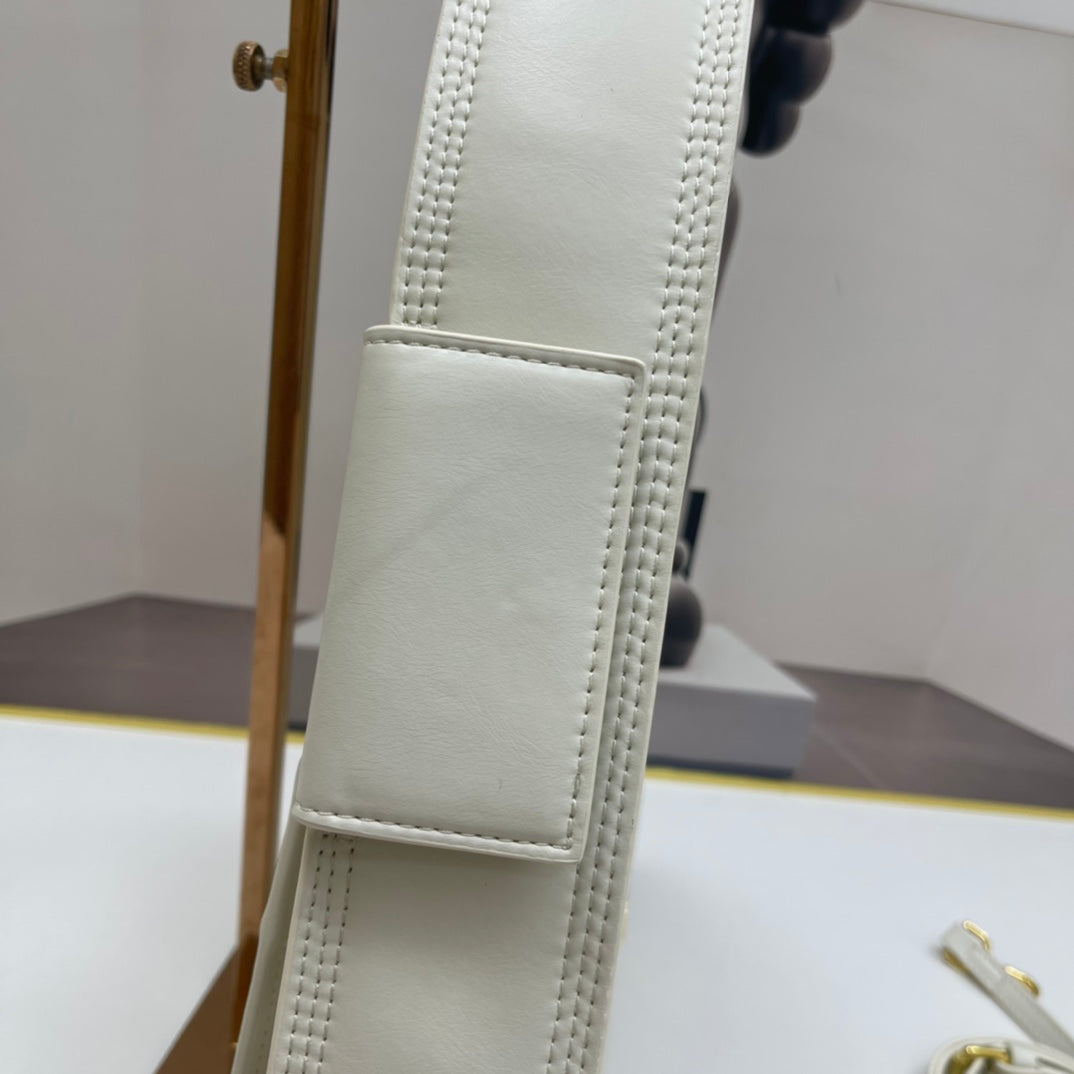 136PA25B Popular leather bag