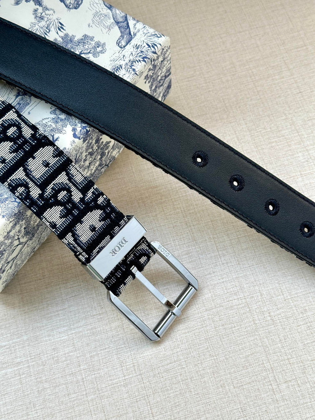 1115QD26P Popular High quality belt With full package