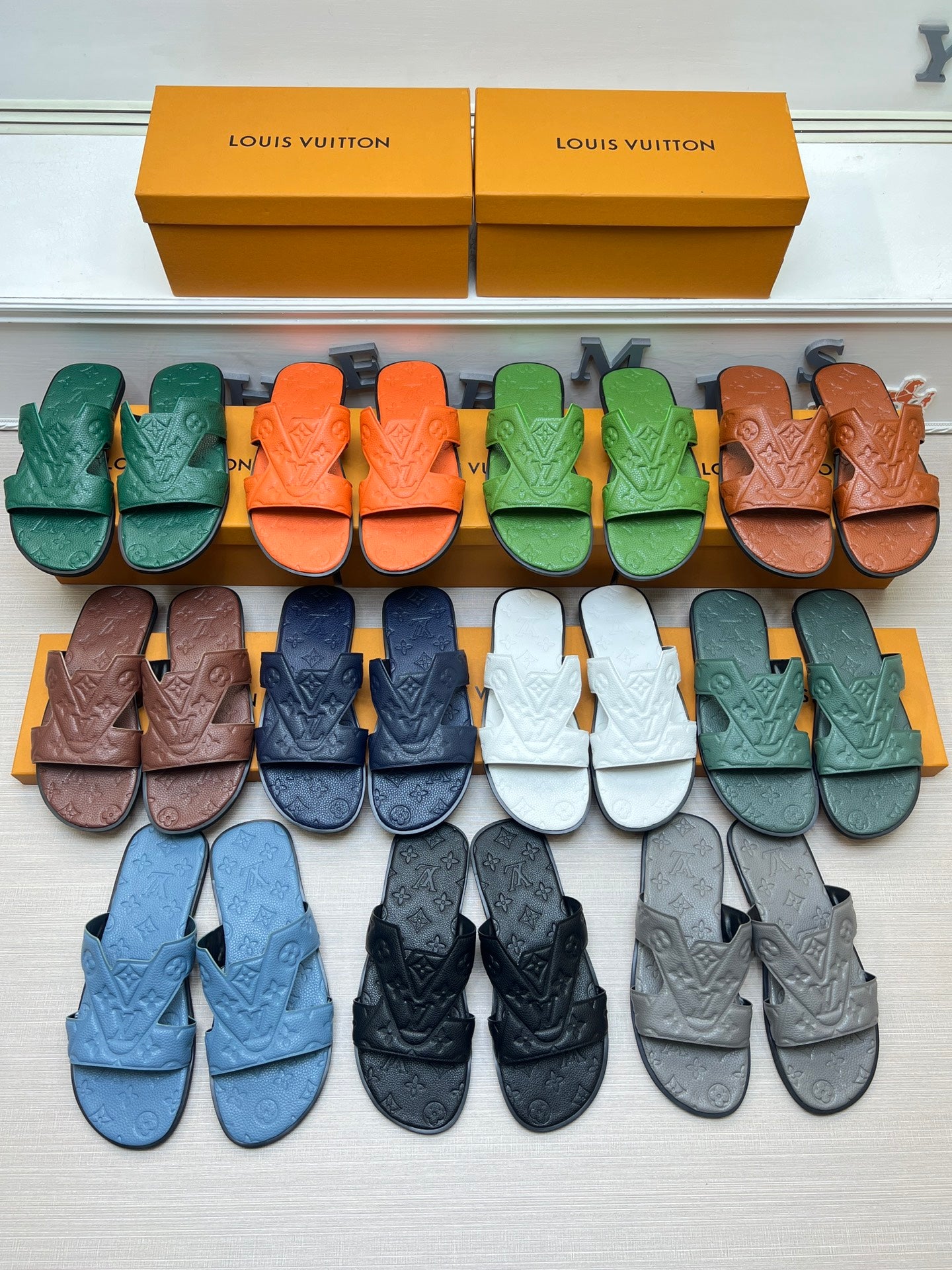 54E34Z Popular slippers