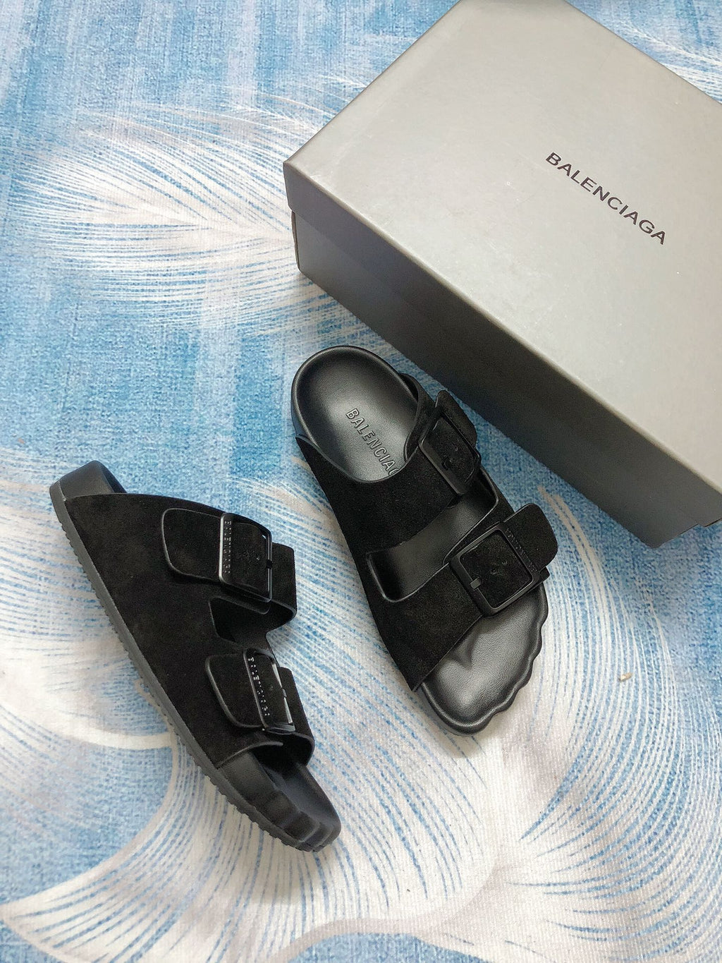 14J192Z Popular Slippers