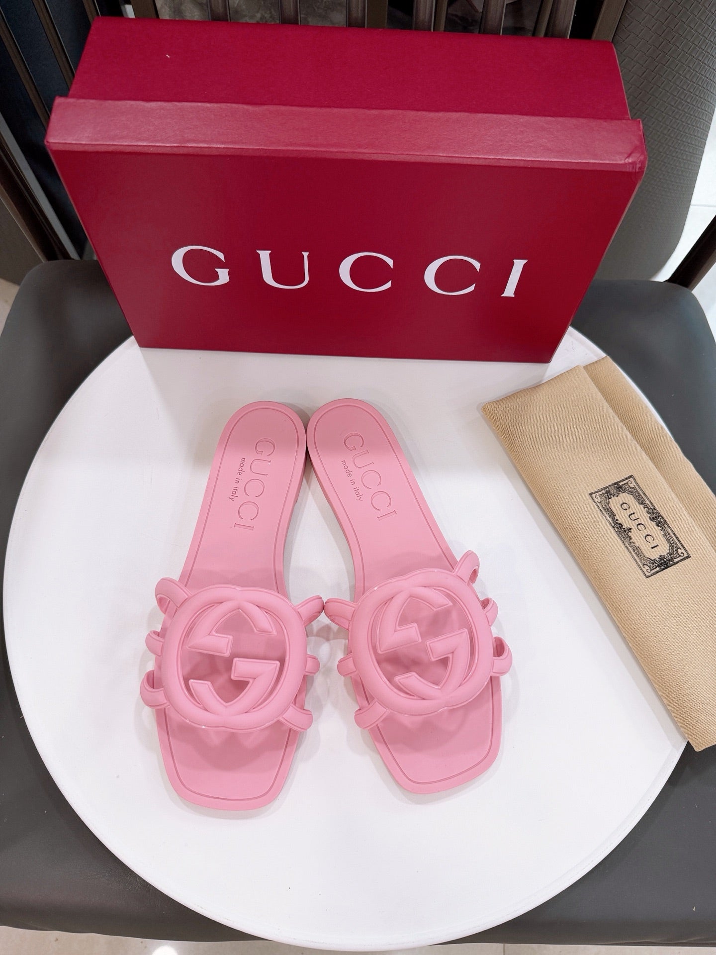 Z2X66B61  Popular high-quality slippers