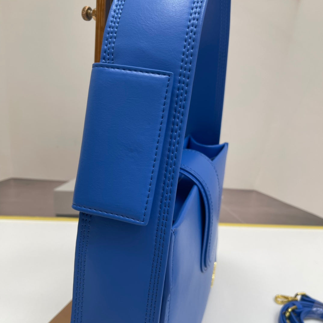 136PA33B Popular leather bag