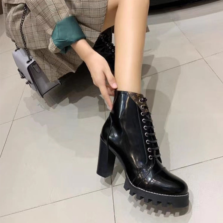2E04Z Popular high quality Boots