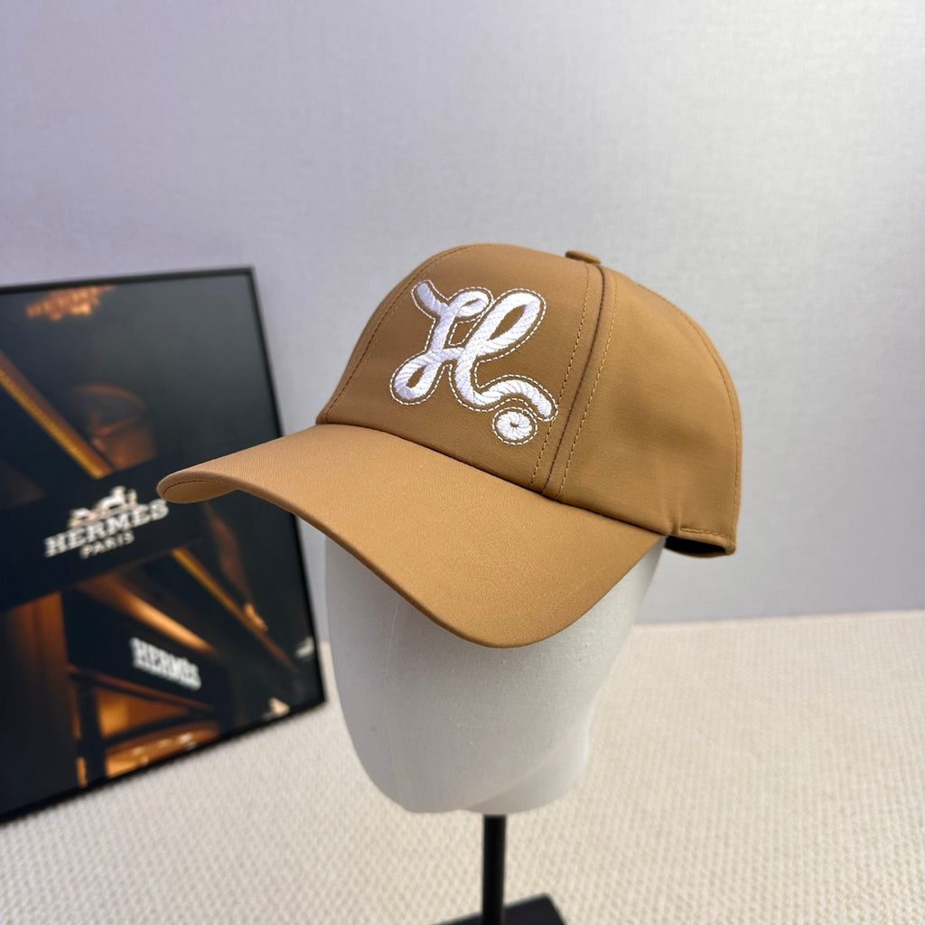 16XH17M Popular hats
