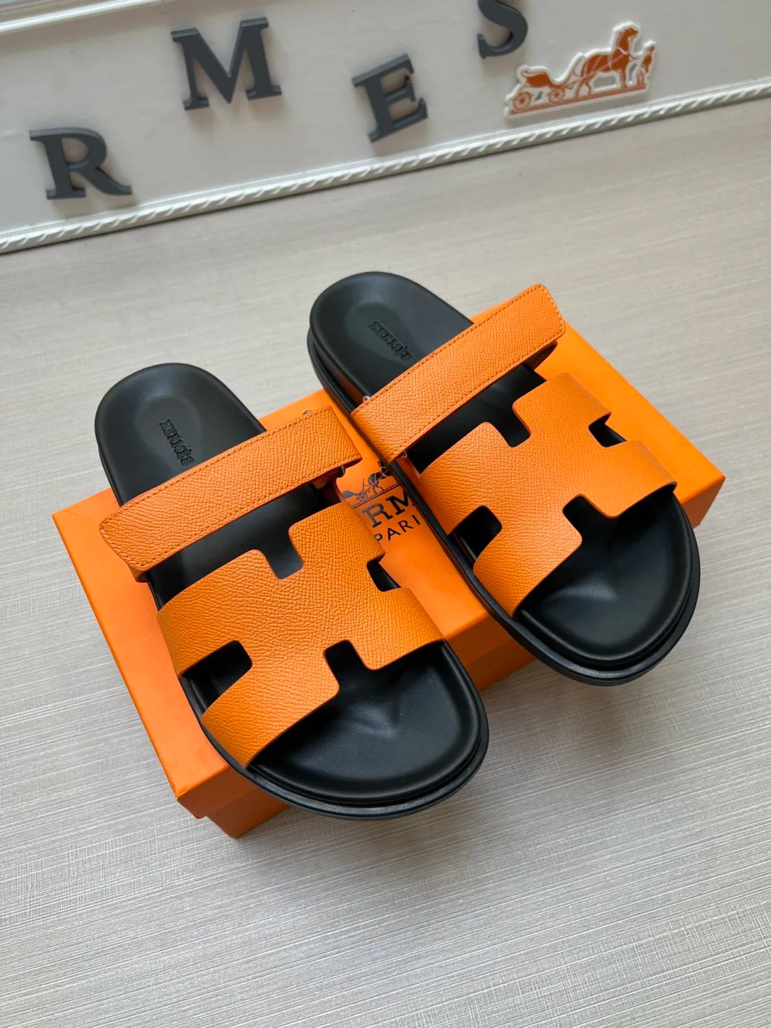 54H1Z Popular slippers