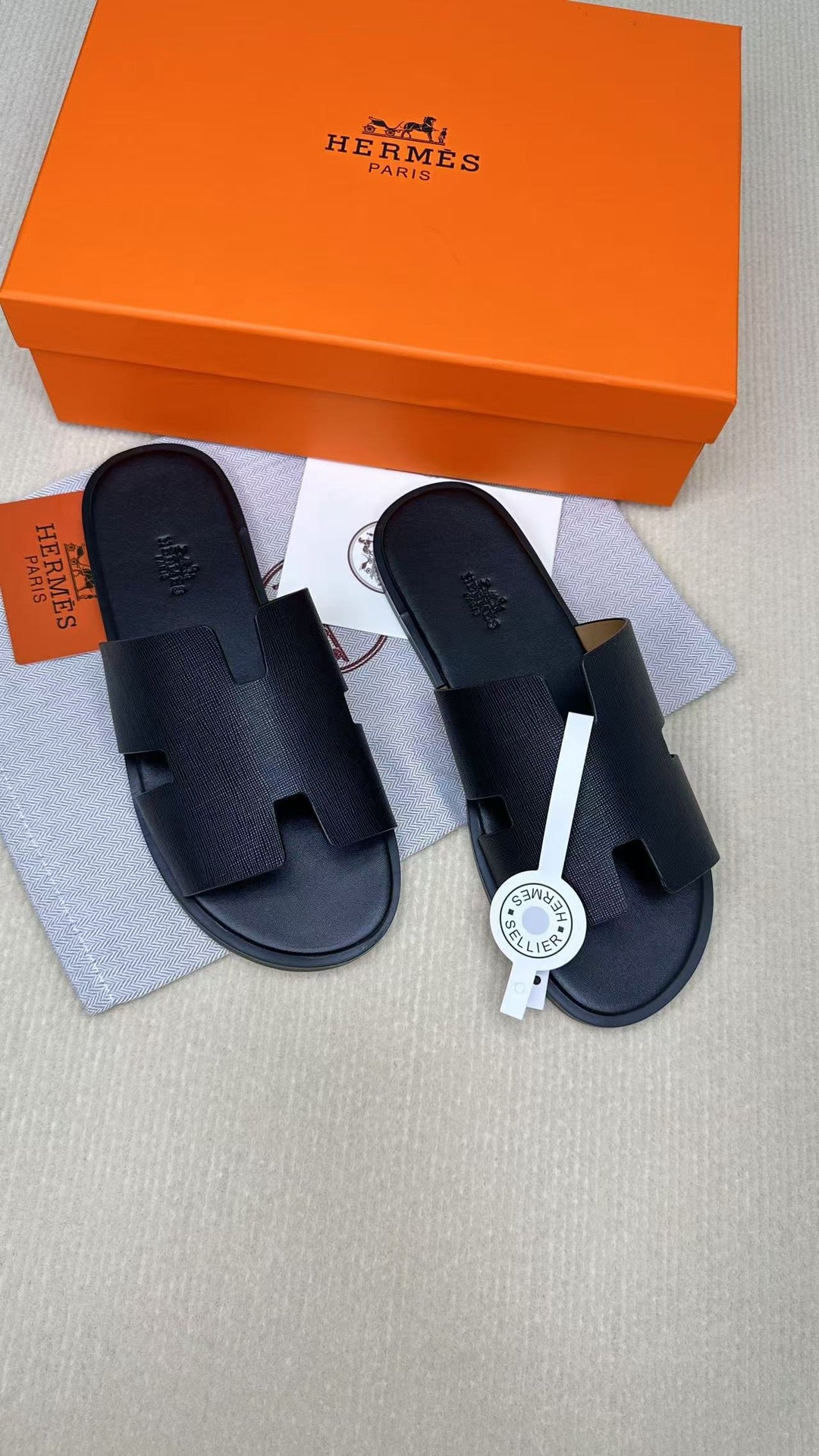 Z2X66H14 Popular high-quality leather Shoes