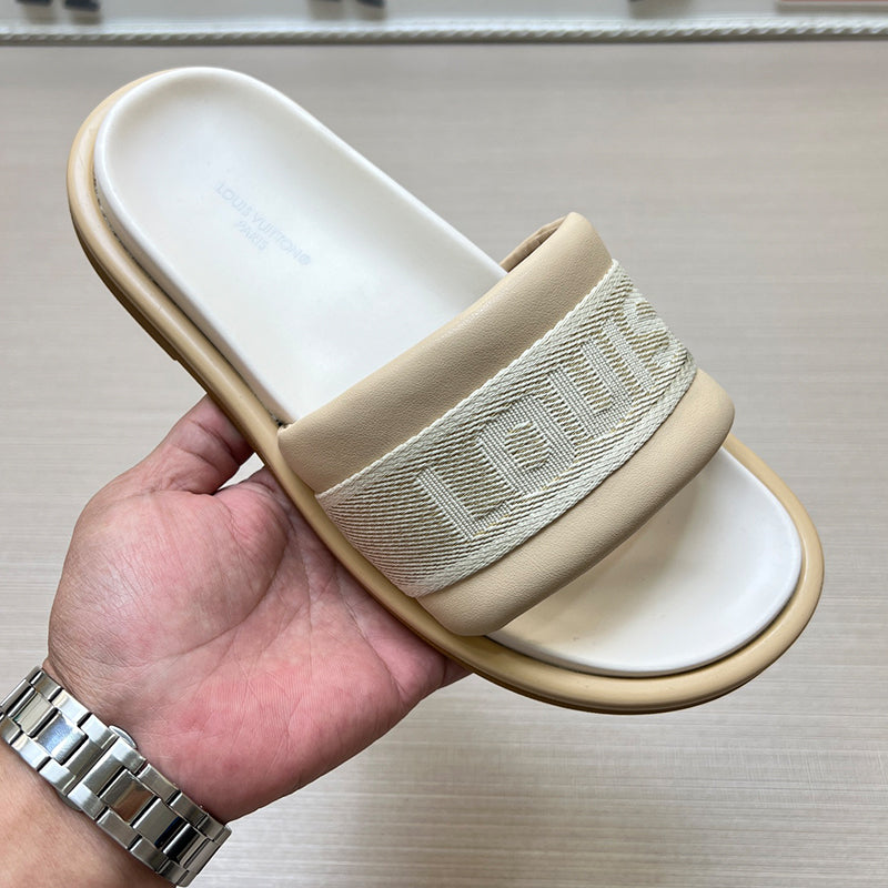 535ZE299Z Popular Slippers