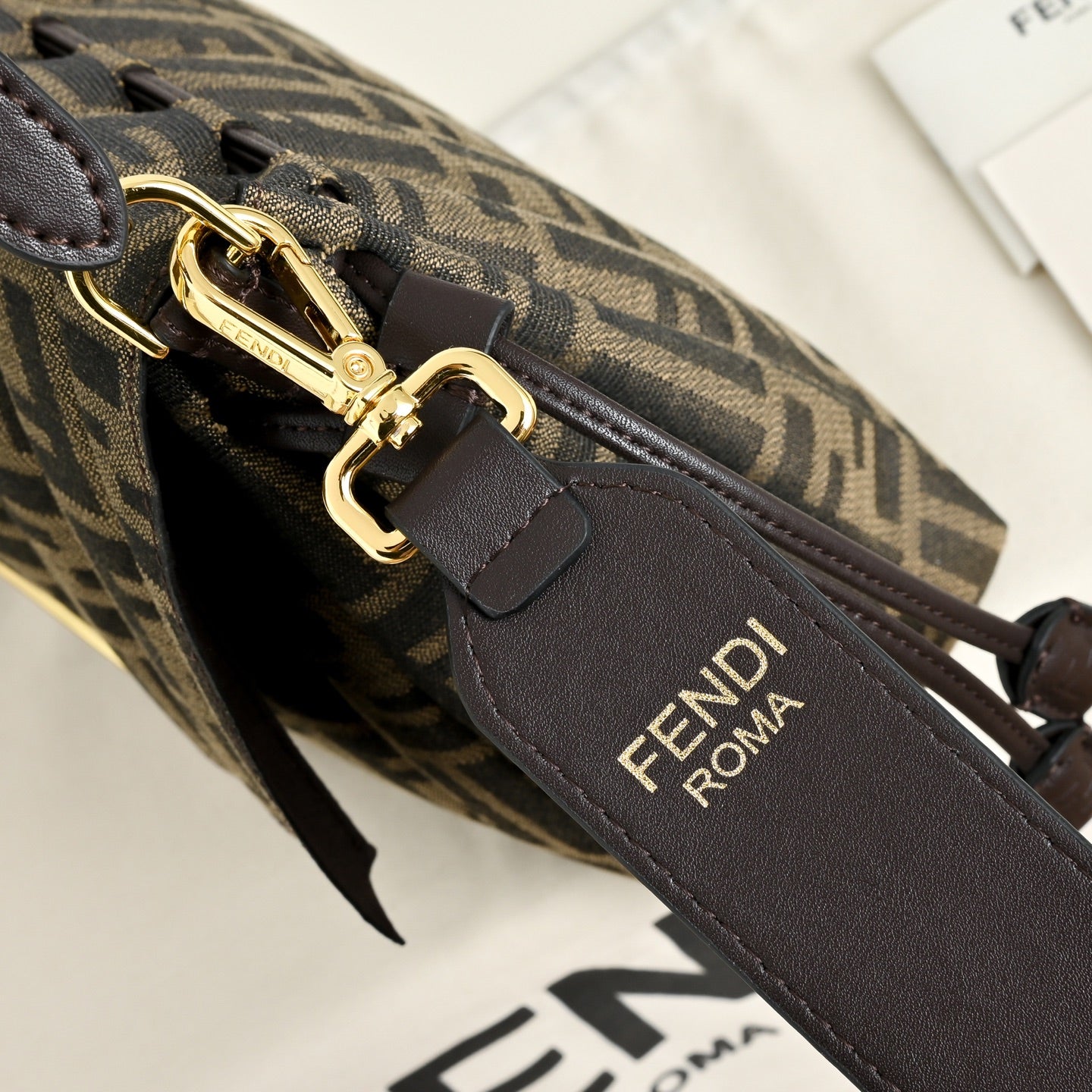 136PF106B Popular leather bag
