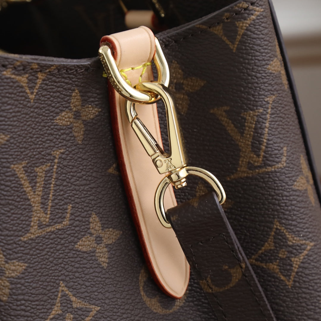 2XE317B Popular   leather bag 