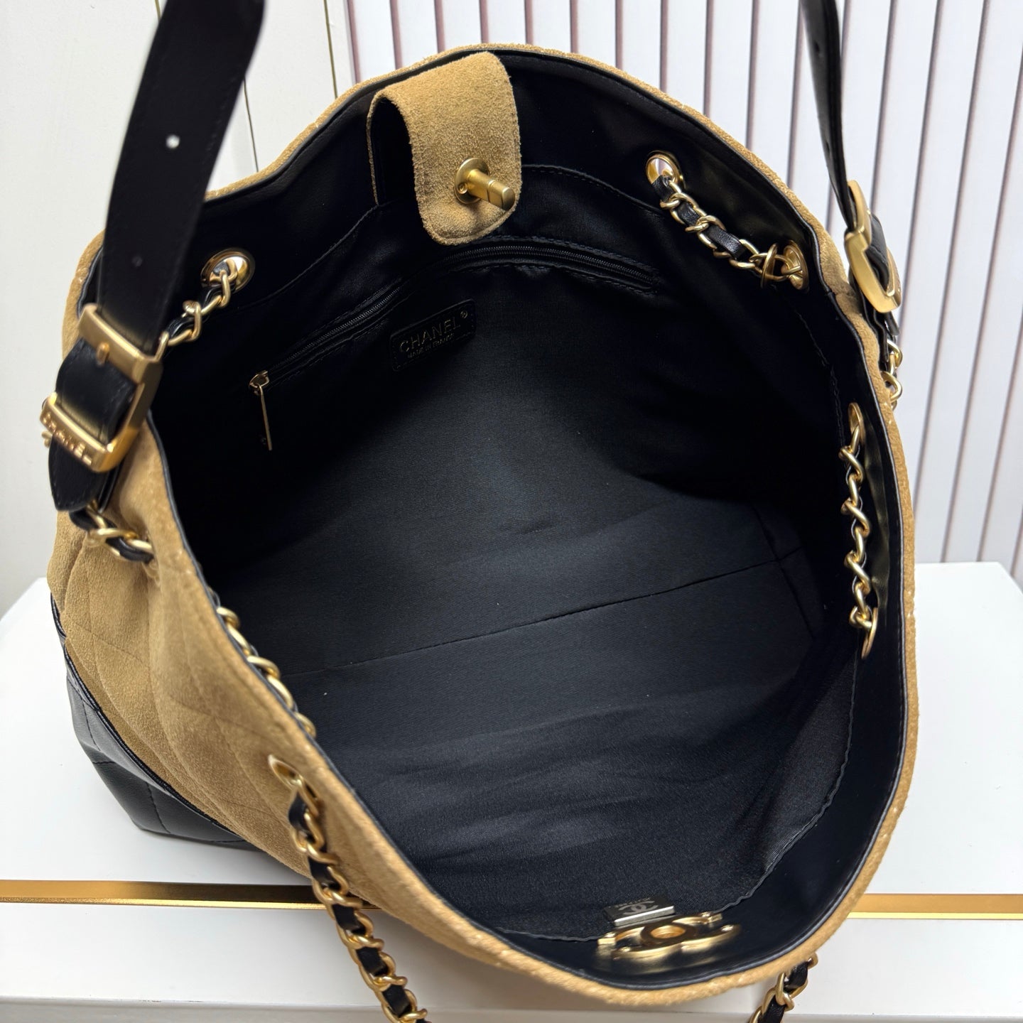 146PC17B Popular leather bag
