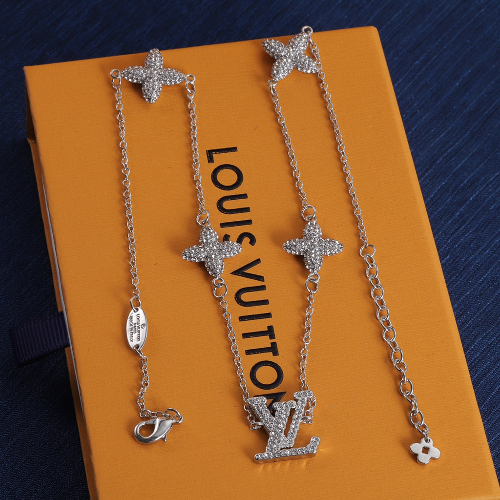 14E386X  Popular   Necklaces