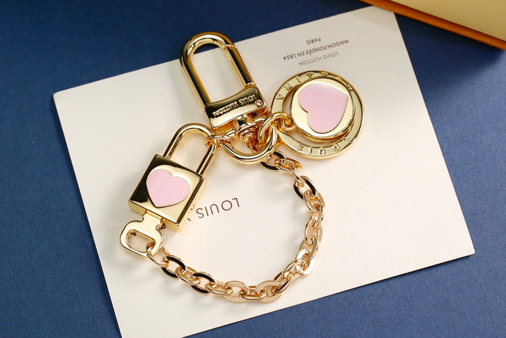 35QE16A Popular bag 's charms accessories