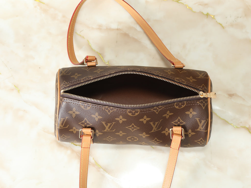 B1N56E21 Popular leather bag