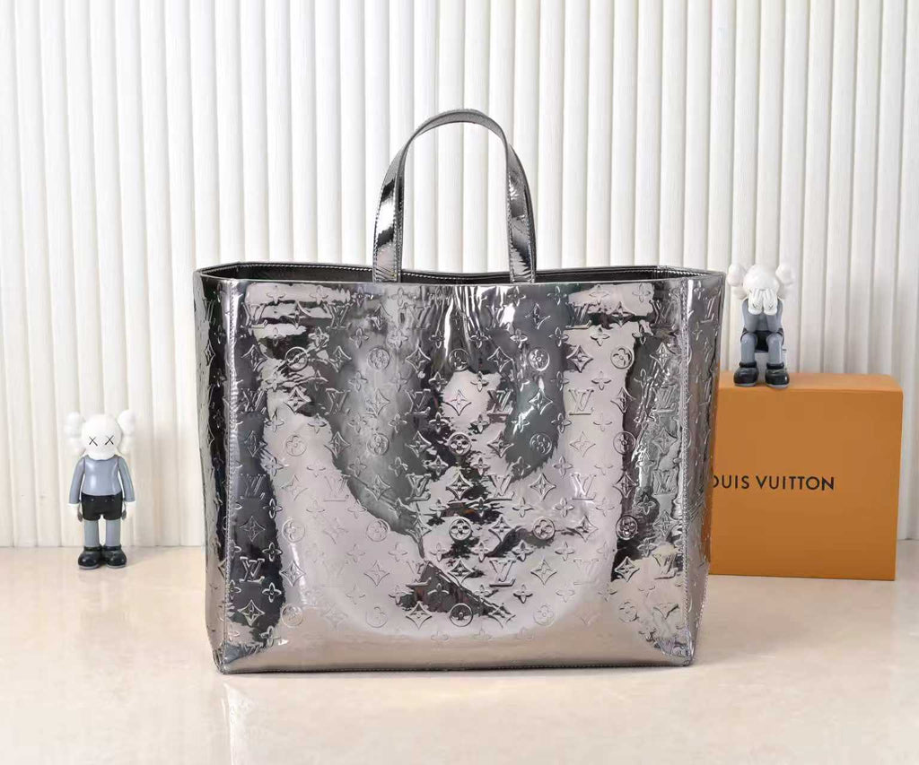 146PE82B Popular leather bag