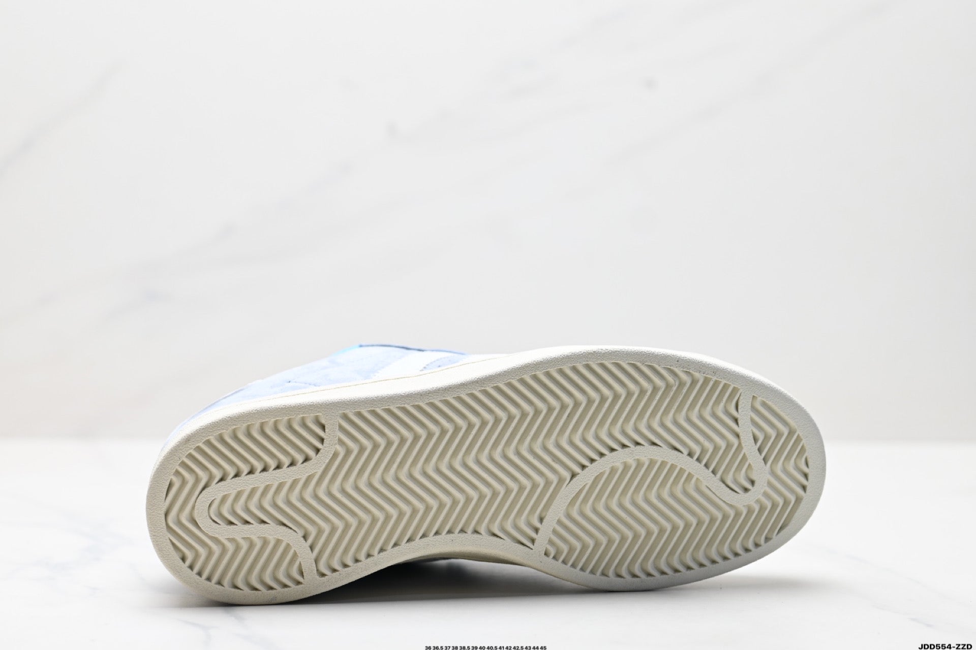 435ZA31Z Popular shoes (No box)