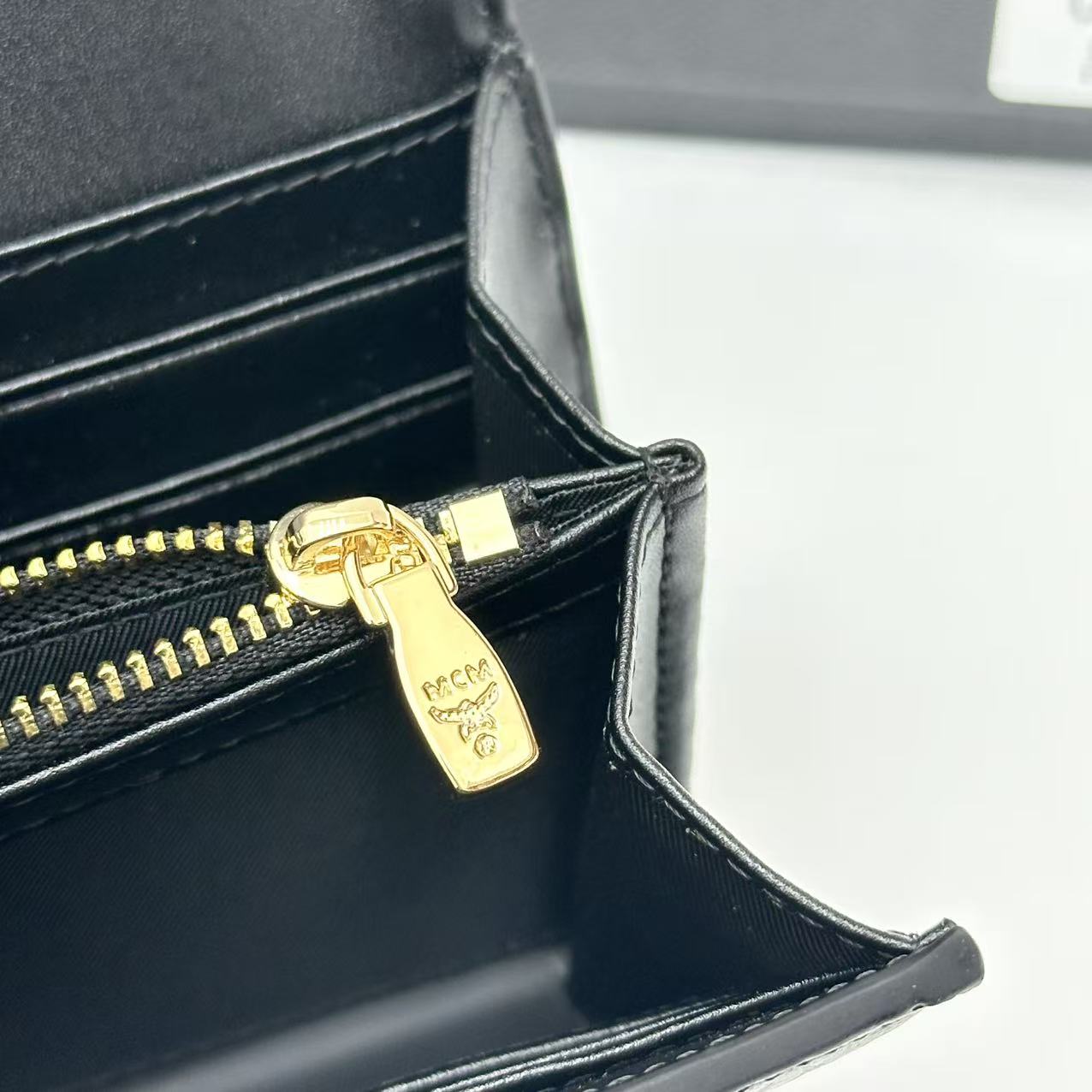 136NM14B Popular leather  Wallets