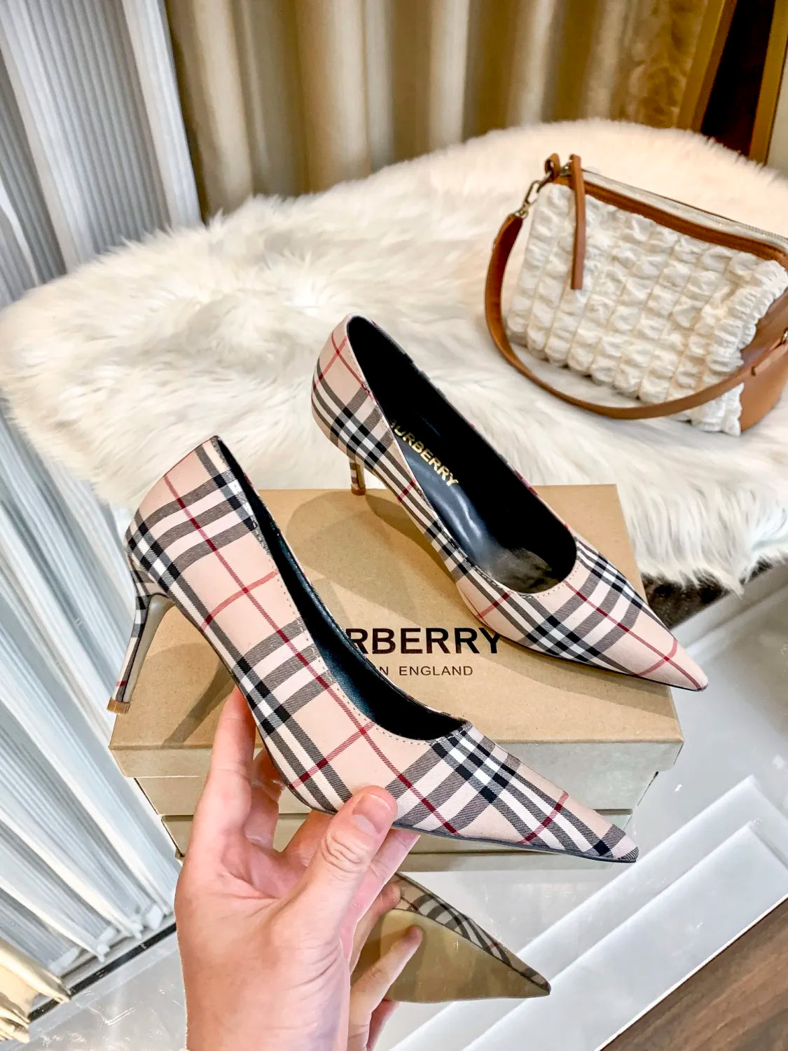 1WR261Z Popular High heels