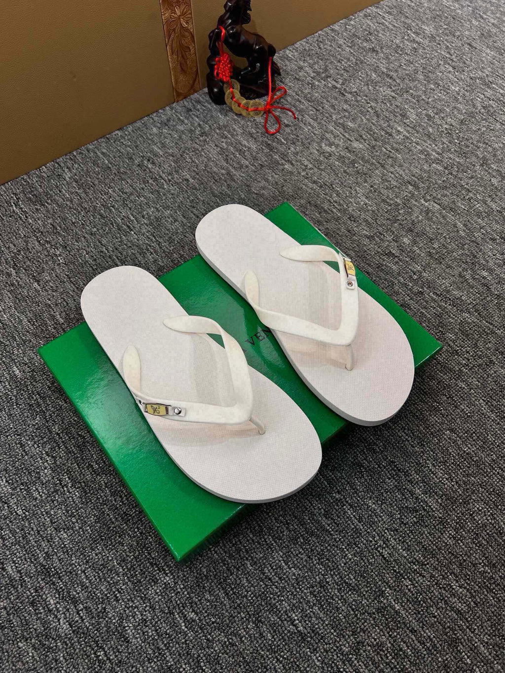 535ZA293Z Popular Slippers
