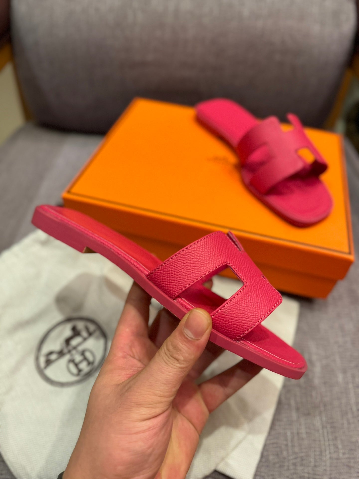1ZH239Z Popular Slippers