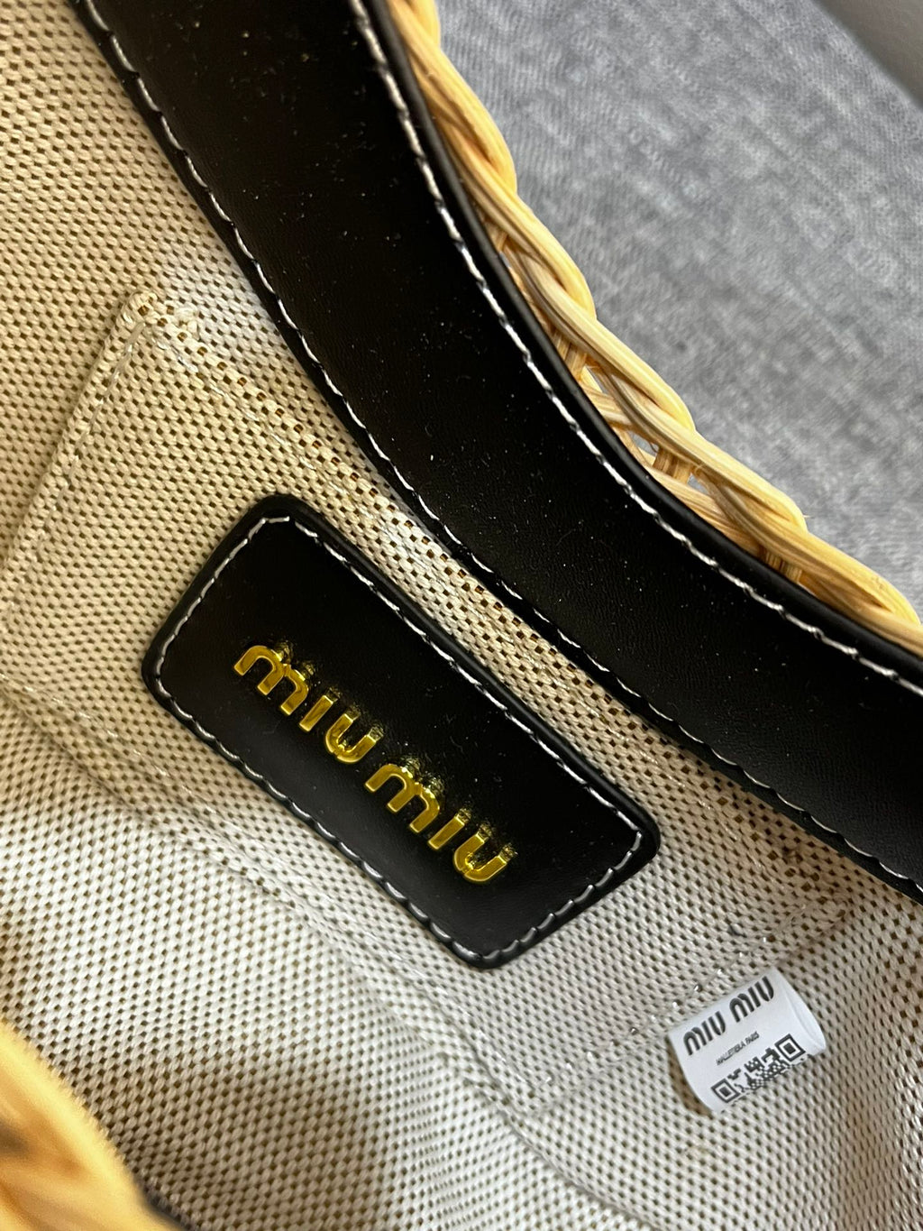 146PA119B Popular woven bag