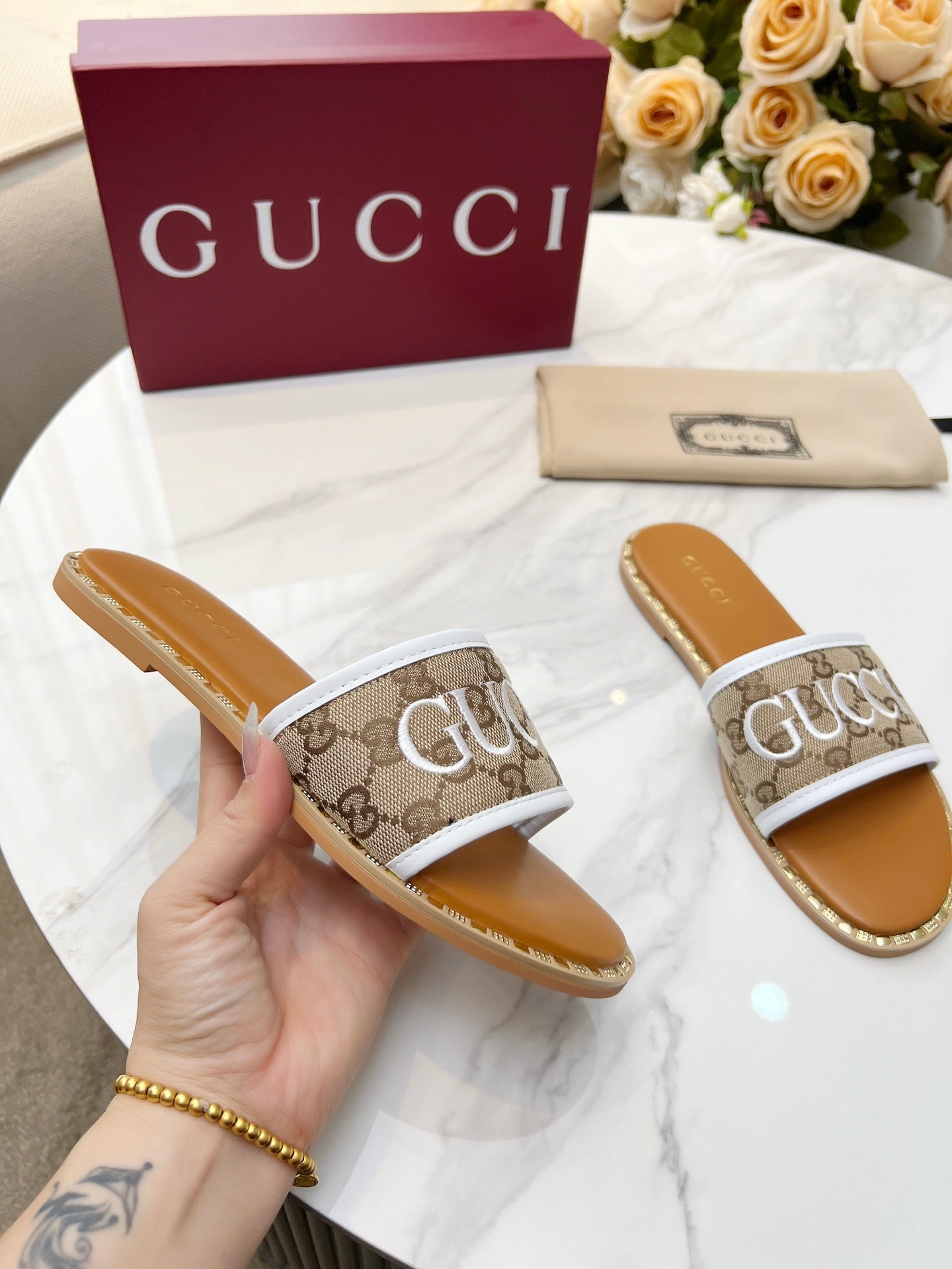 255QB29Z Popular Slippers