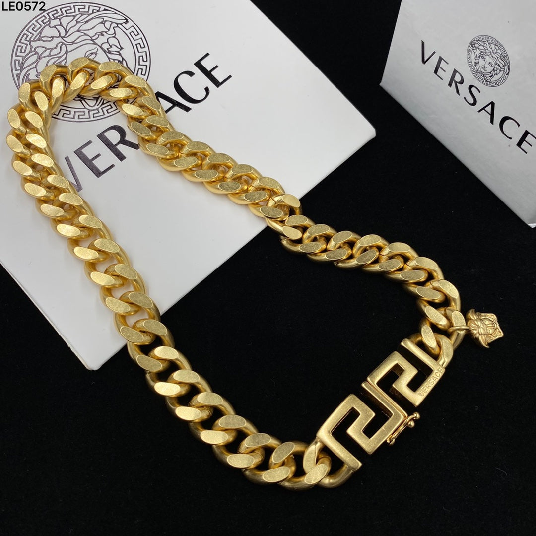 175RV61X Popular   Necklaces .  Bracelets