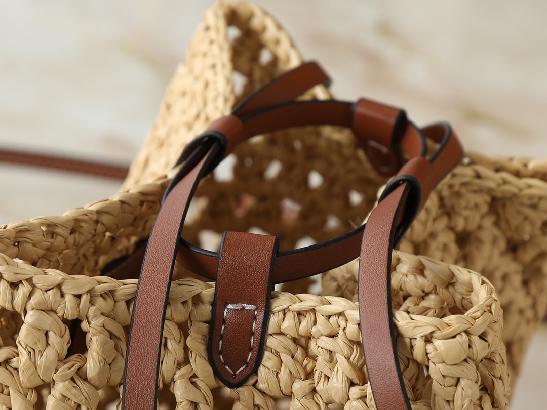 B1P46E114 Popular woven bag