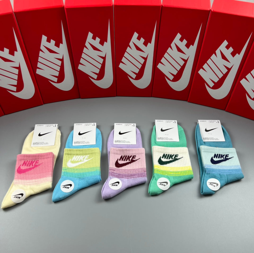 235QA70S Popular socks(5 pairs )