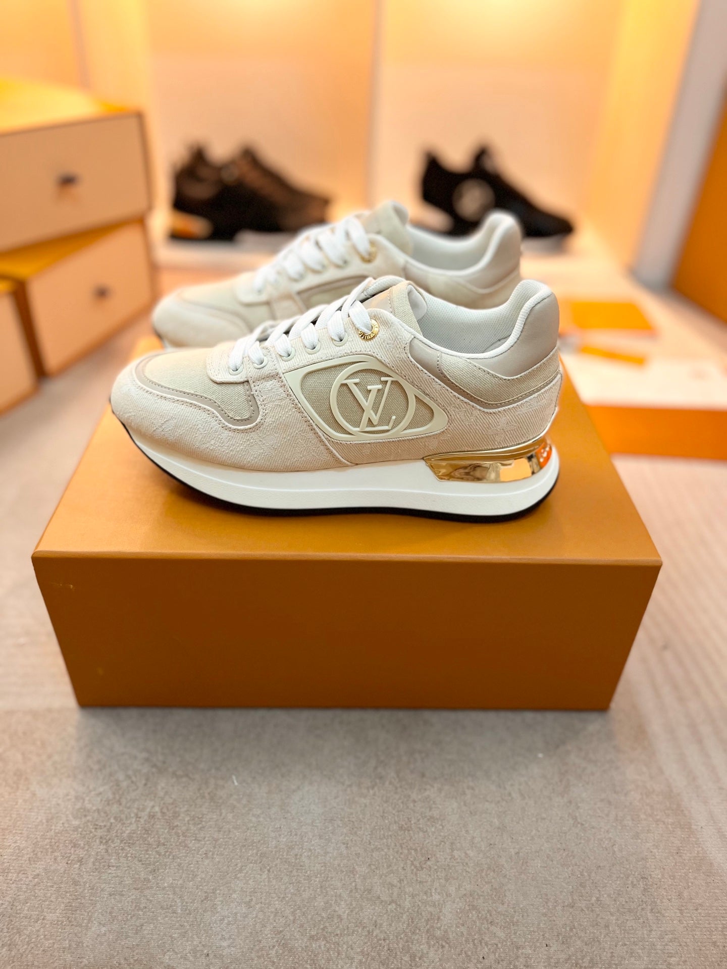 Z2P36E58 Popular high-quality leather Shoes