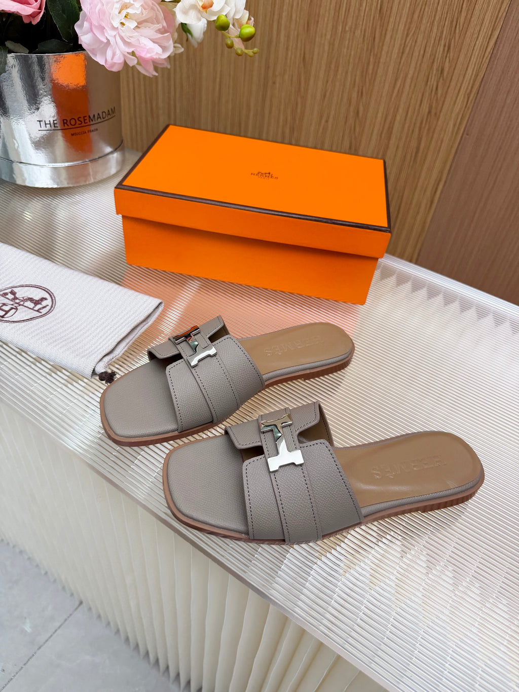 Z2X66H4 Popular high-quality leather Shoes