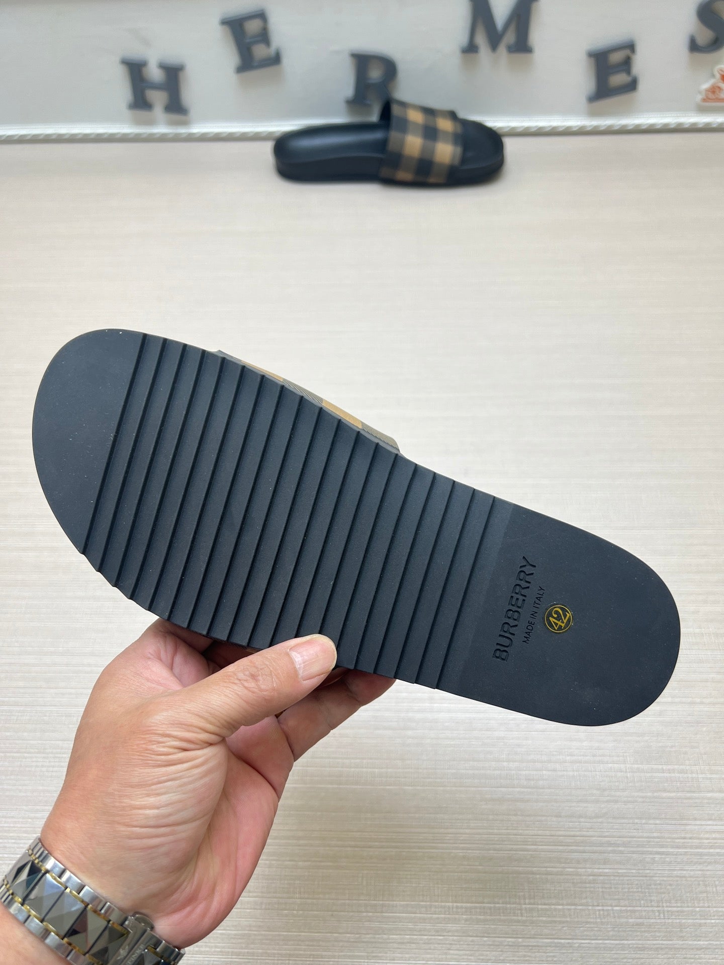 54R119Z Popular slippers