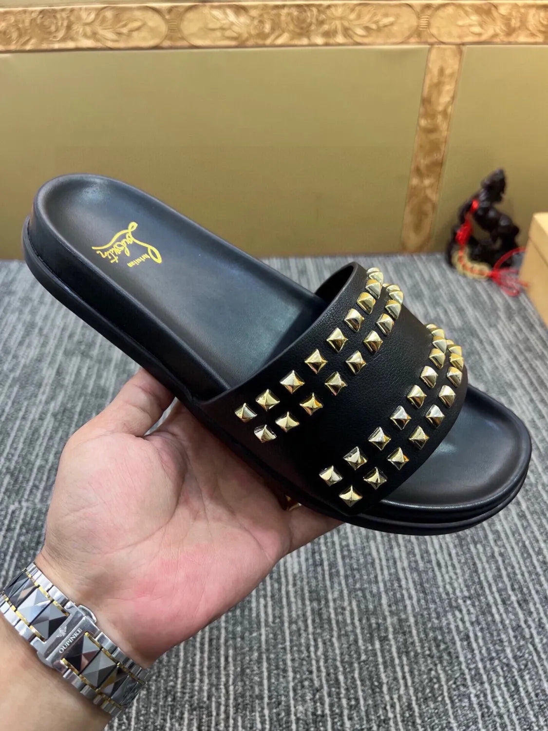 54A126Z Popular slippers