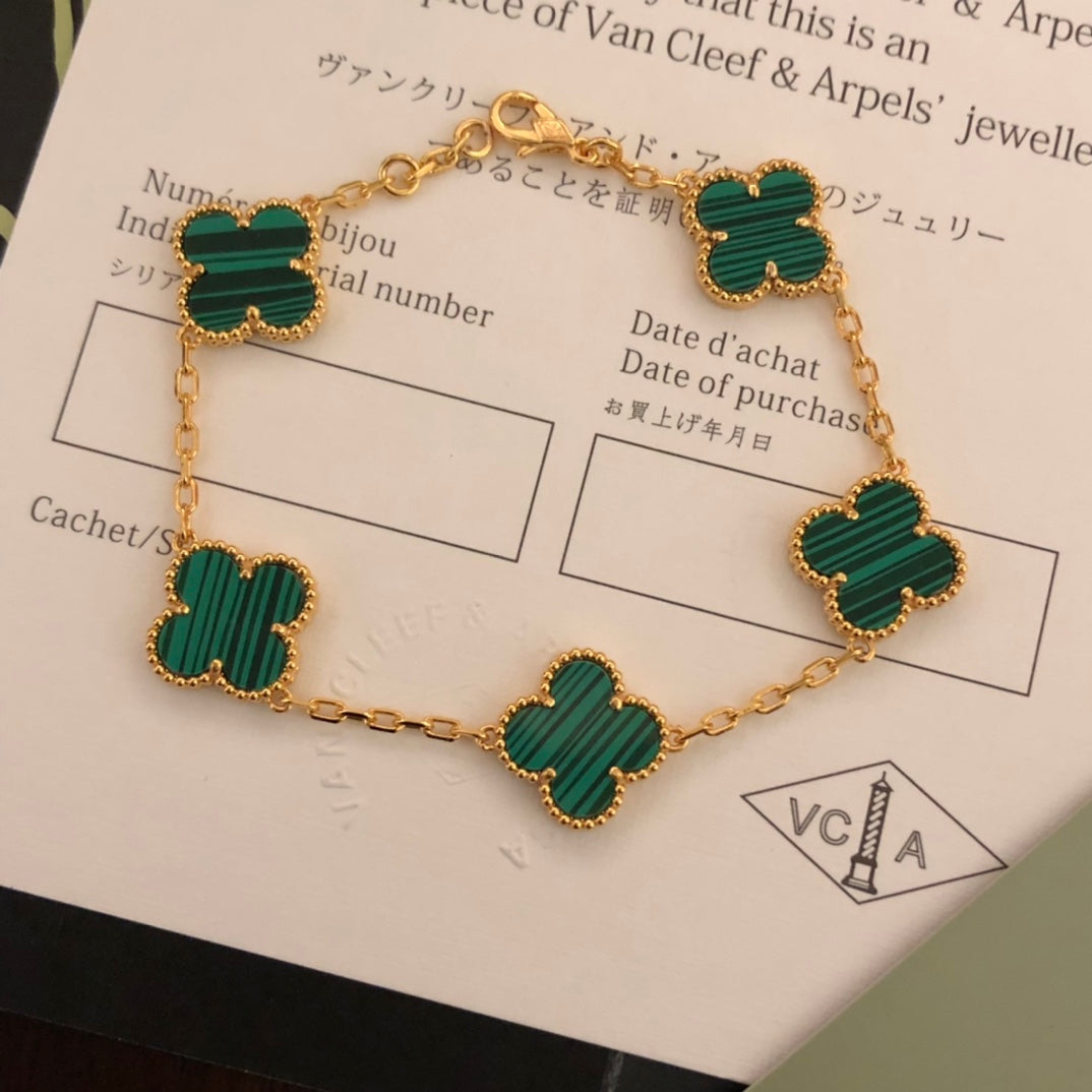 5XVA180K  Popular bracelets 5 flowers normal size1.5cm flower