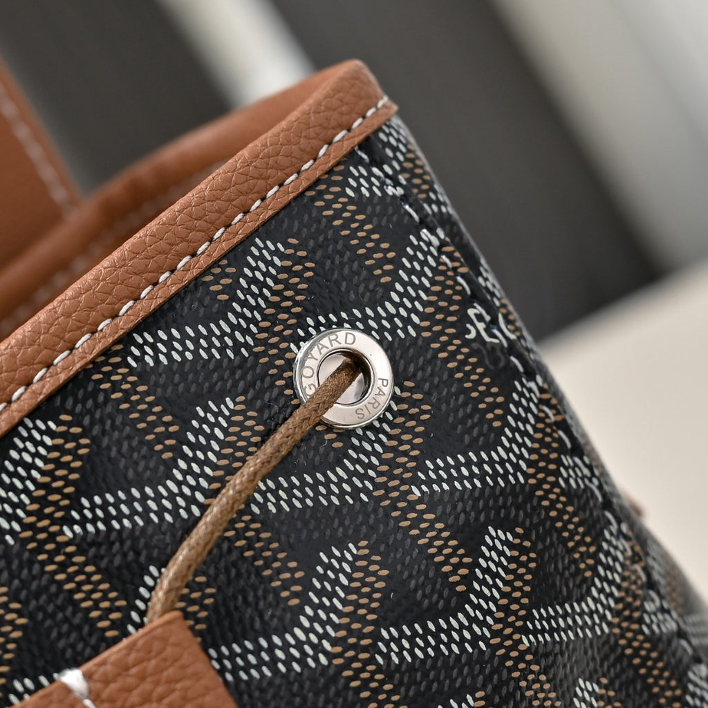 1WA105B Popular bag