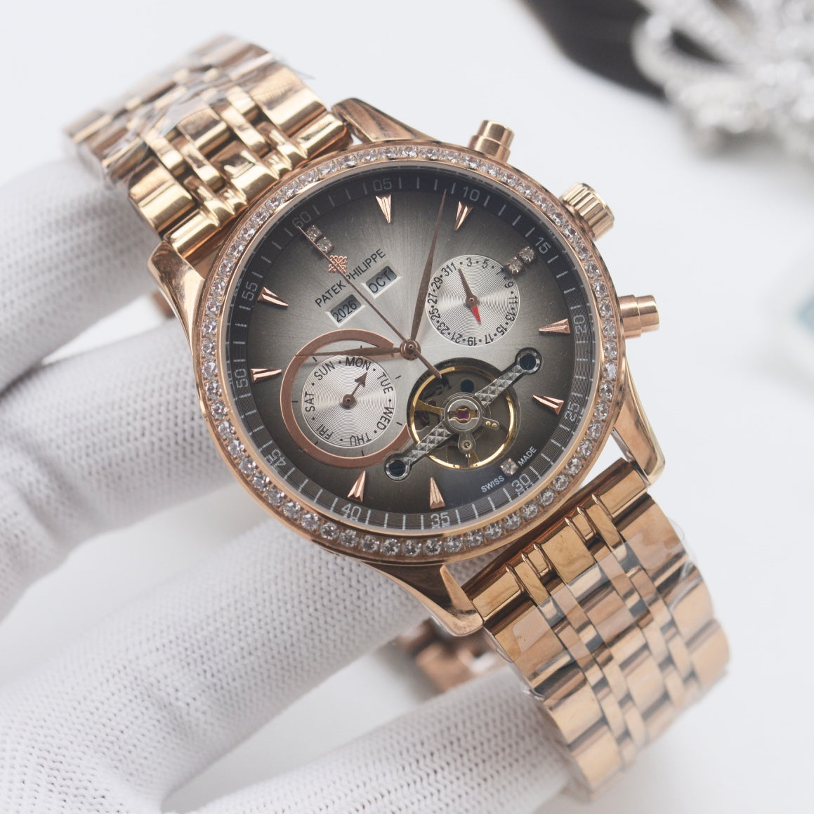 136NA11L  Popular Watches