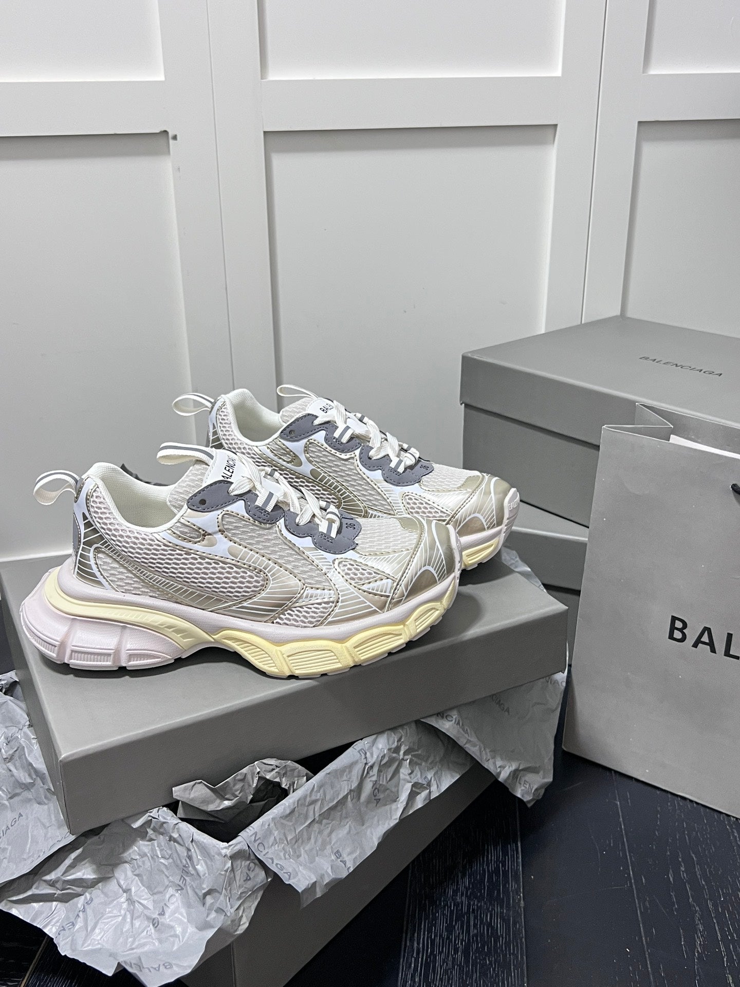 14J115Z Popular shoes