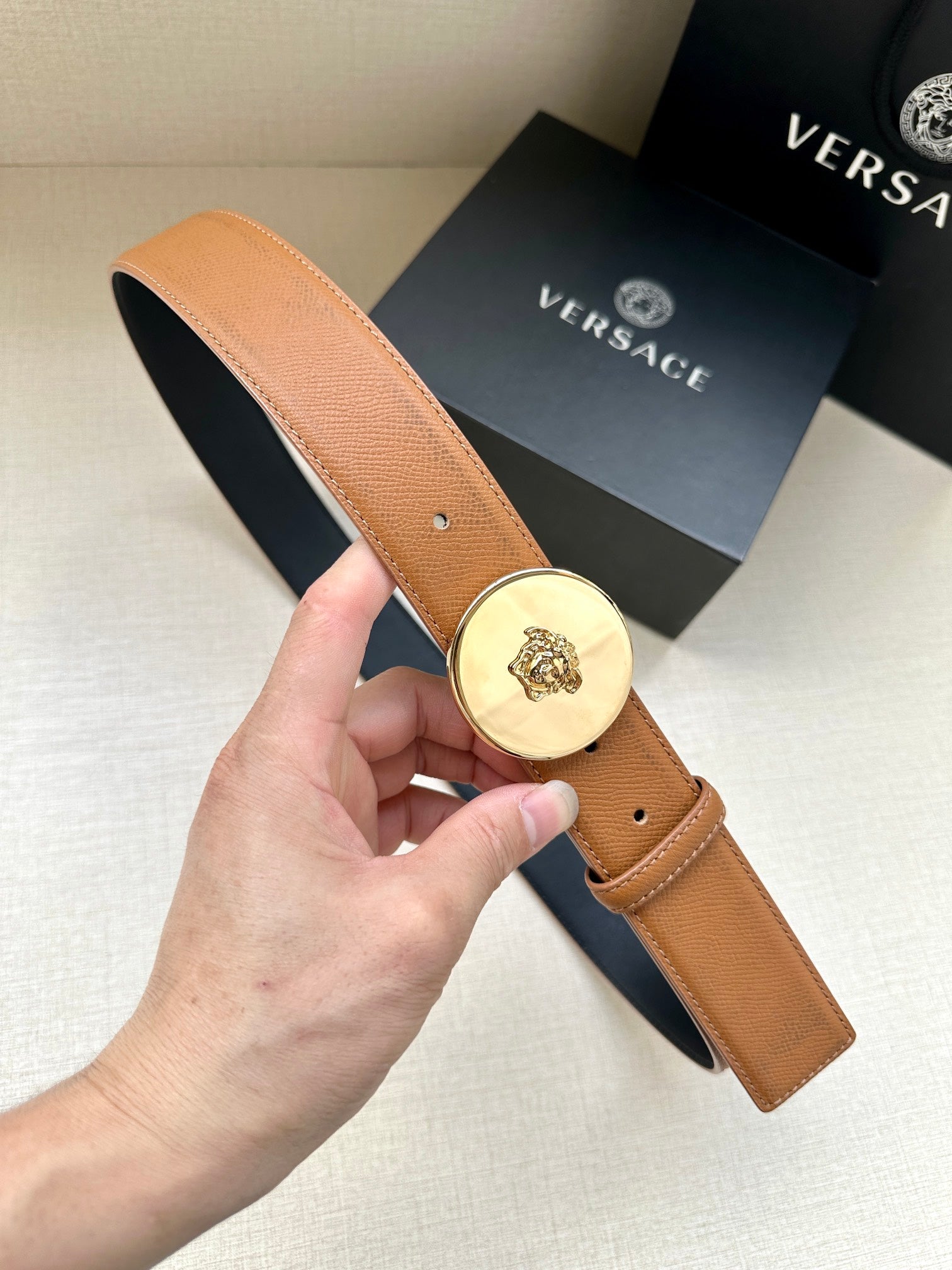 1115QV58P Popular High quality belt With full package