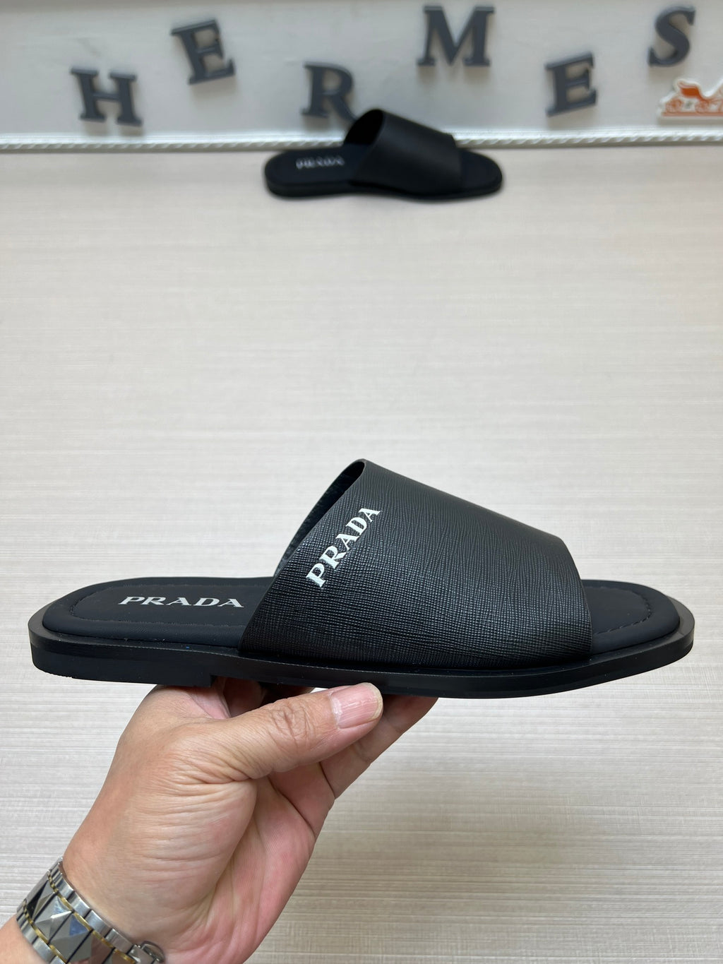 54PD72Z Popular slippers