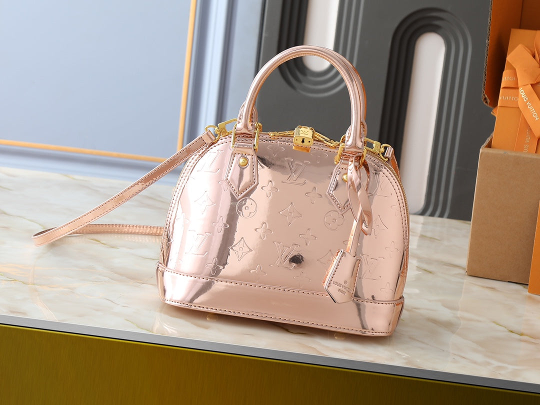 146PE96B Popular leather bag