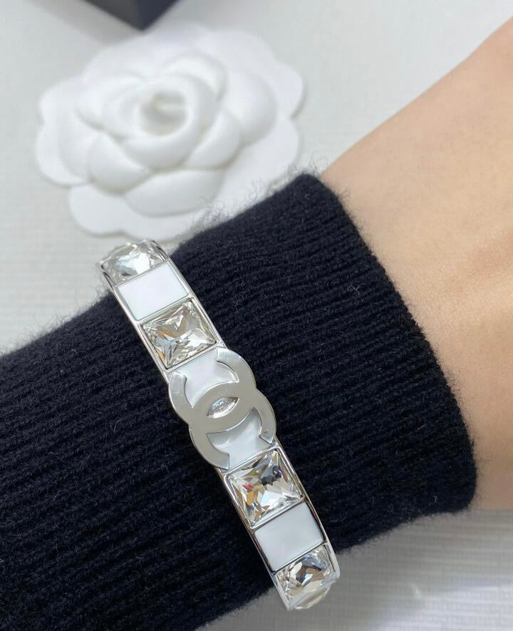 55QC76K  Popular Bracelets