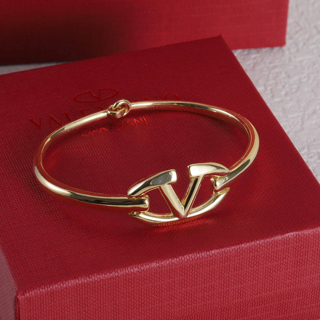 14VL354K  Popular Bracelets