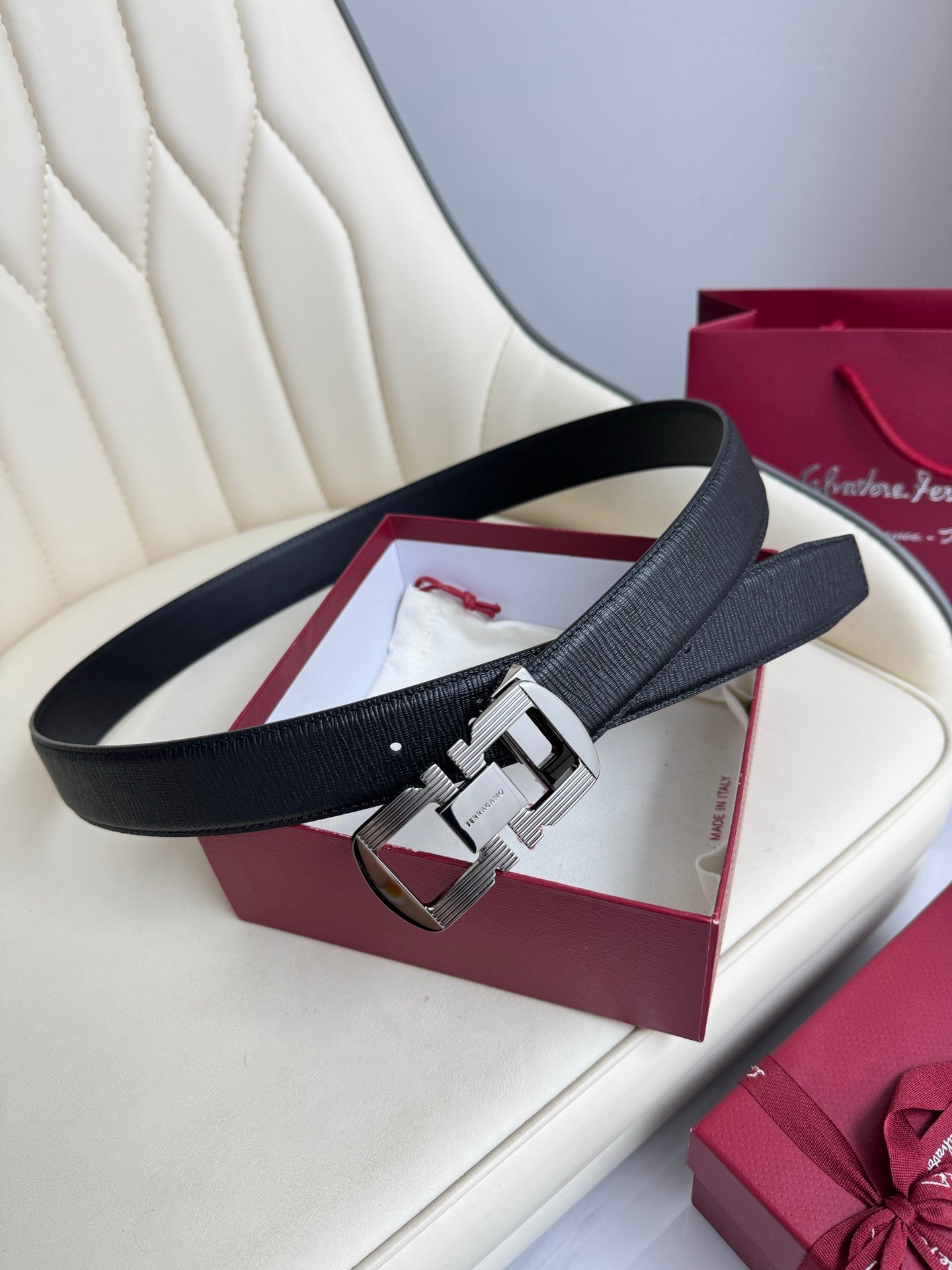 1115QA54P Popular High quality belt With full package