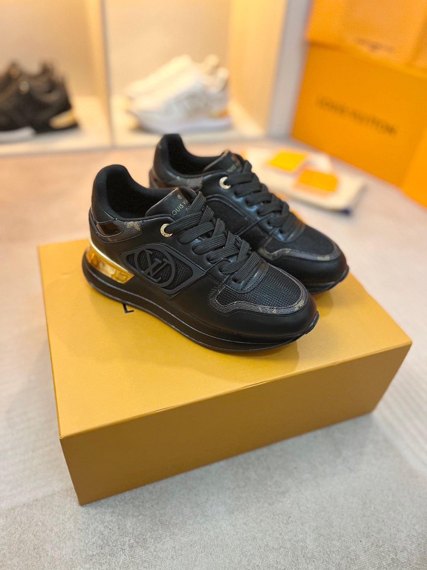 Z2P36E59 Popular high-quality leather Shoes
