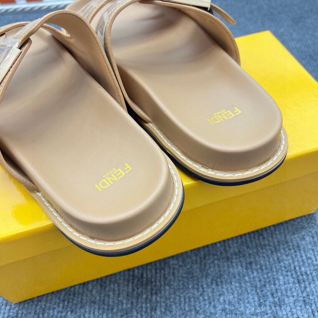 54F38Z Popular slippers
