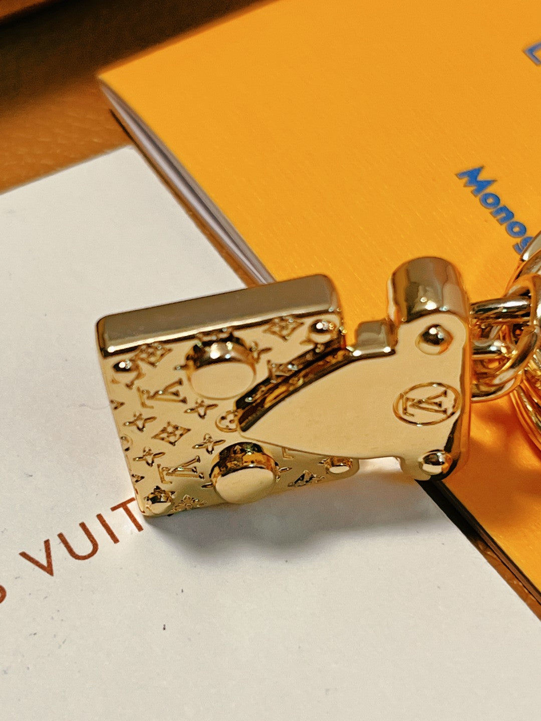 14E43A  Popular key closure