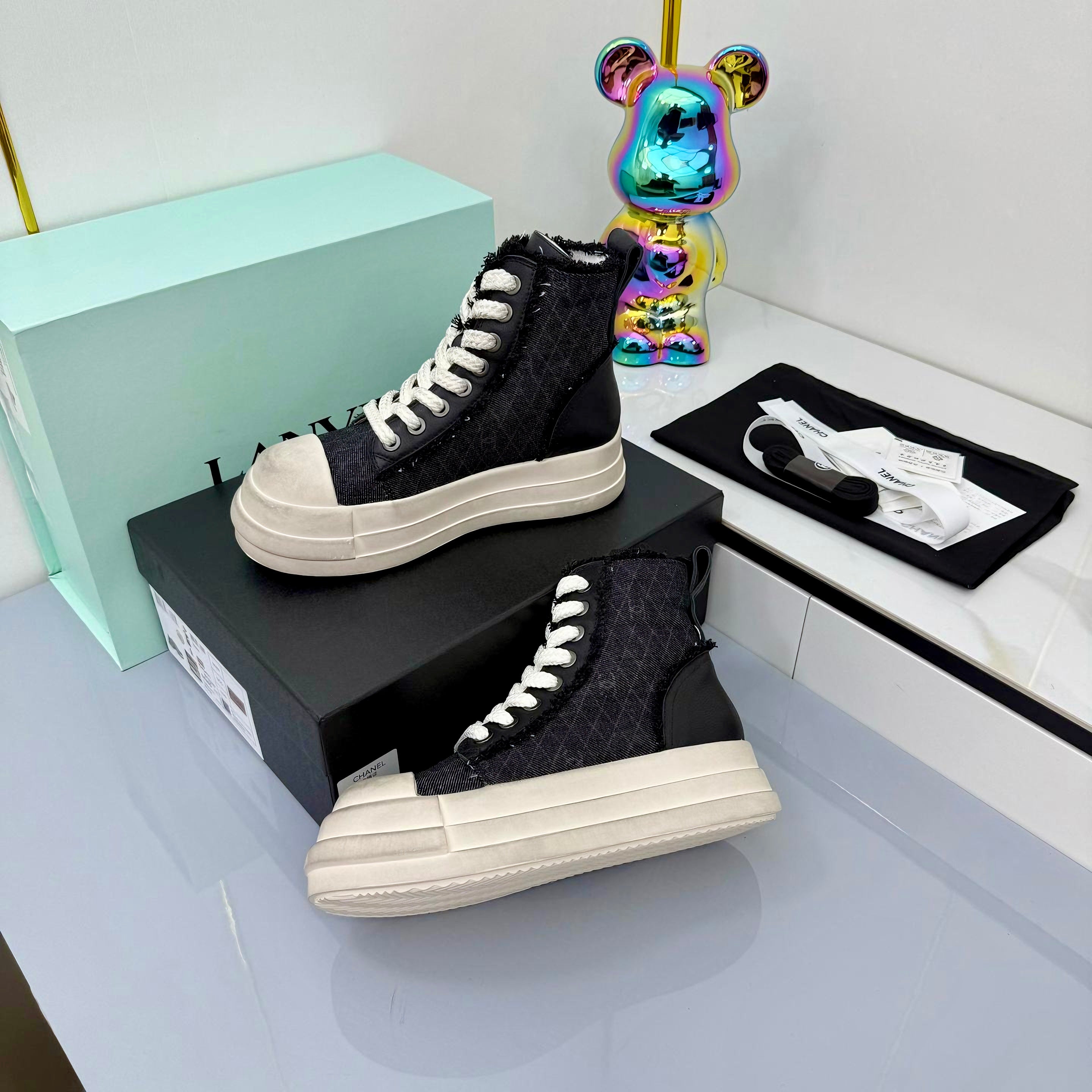2105QC385Z Popular high-quality Boots