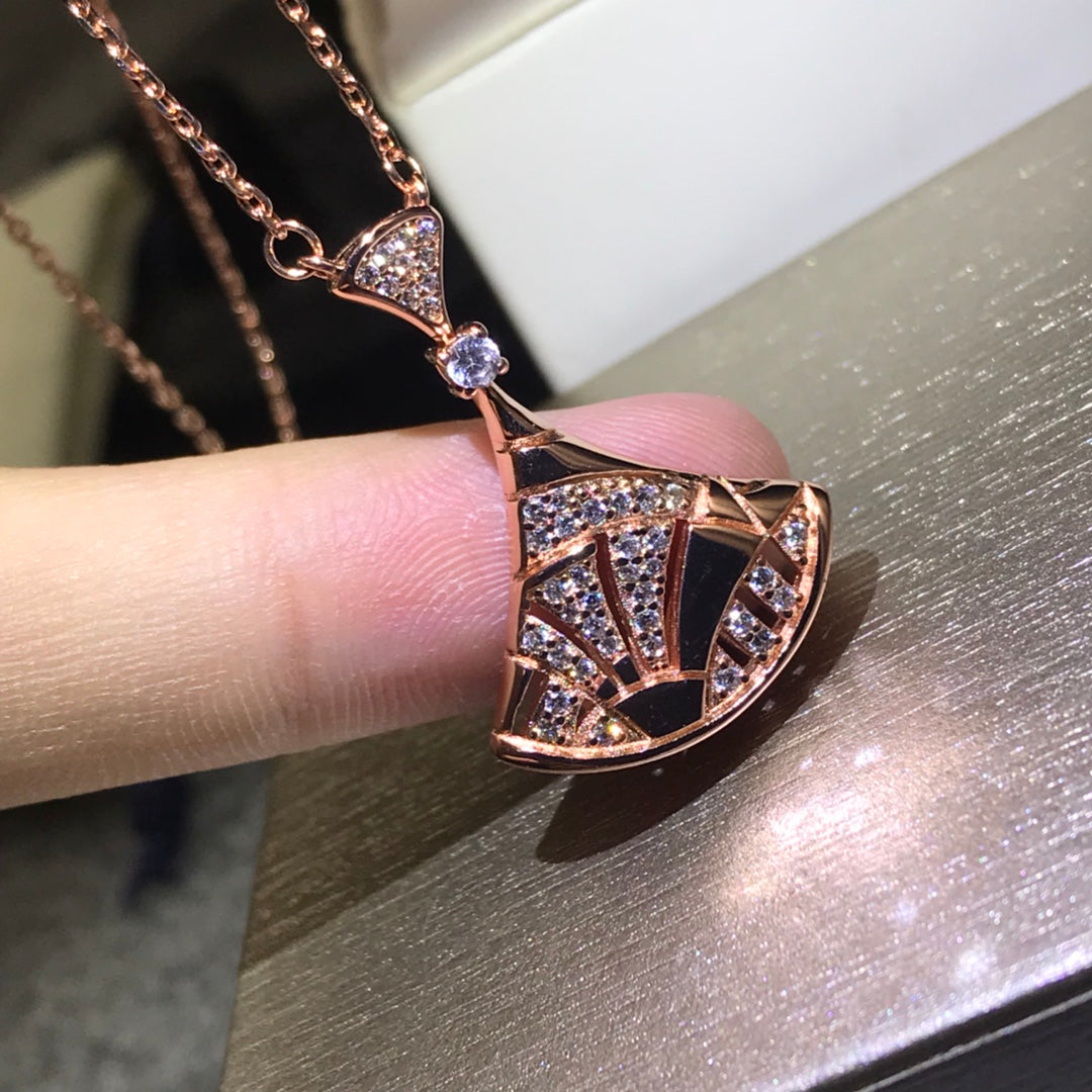 55QS418X Popular Necklaces